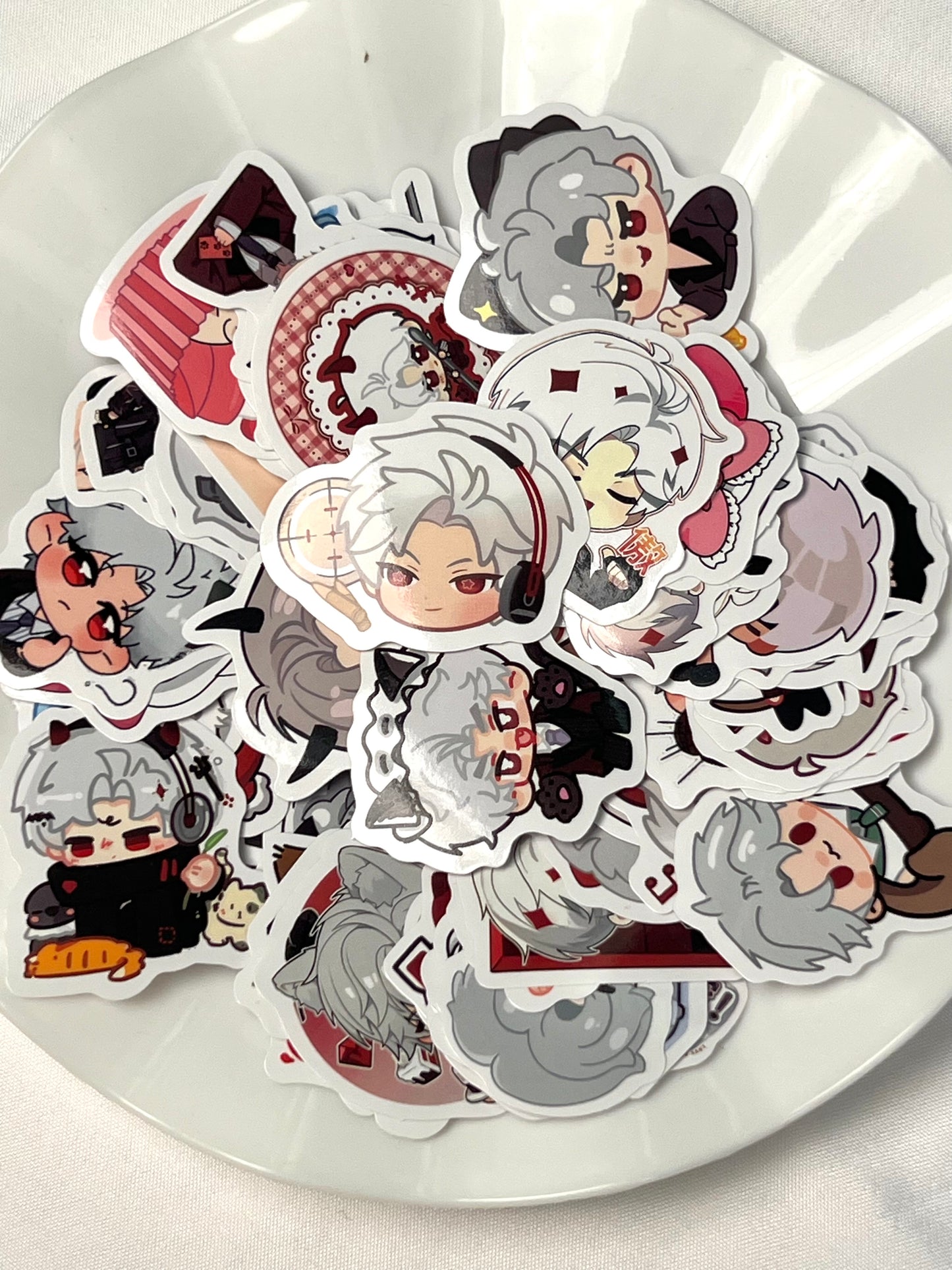 *[Love and Deepspace] Chibi Stickers 100 pcs - Xavier/Zayne/Rafayel/Sylus/Caleb